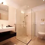 Exclusive Apartments: Zell Am See-kaprun With Sommerkarte & Tauern Access
